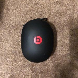 Beats by Dre studio headphones blue. Good condition